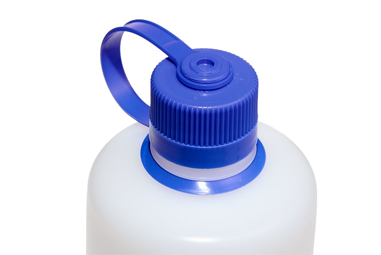 Nalgene product detail: 32oz Narrow Mouth Ultralite Bottle L0 — 32oz Narrow Mouth Ultralite Bottle