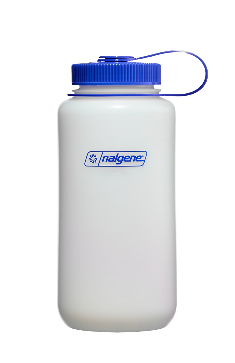 Nalgene product view: 32oz Wide Mouth Ultralite Bottle H7 — 32oz Wide Mouth Ultralite Bottle