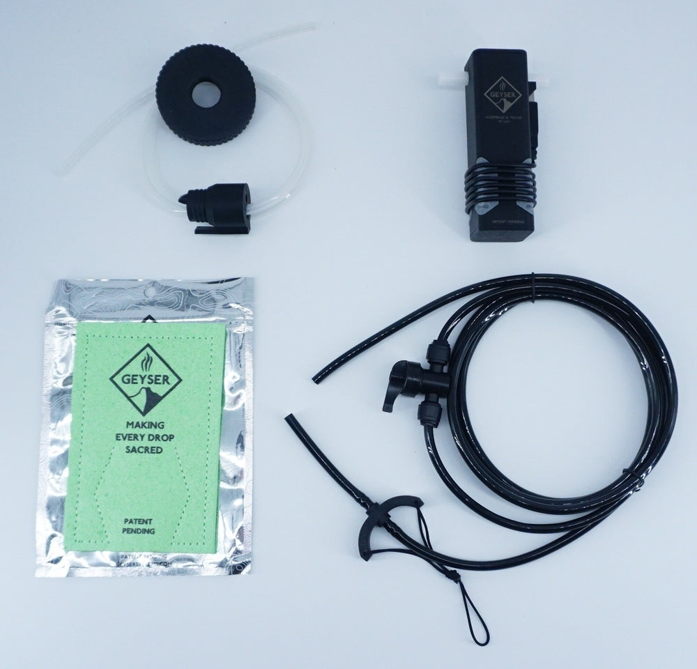 Nalgene product image: Geyser Outdoor Clean Kit X1 — Geyser Outdoor Clean Kit