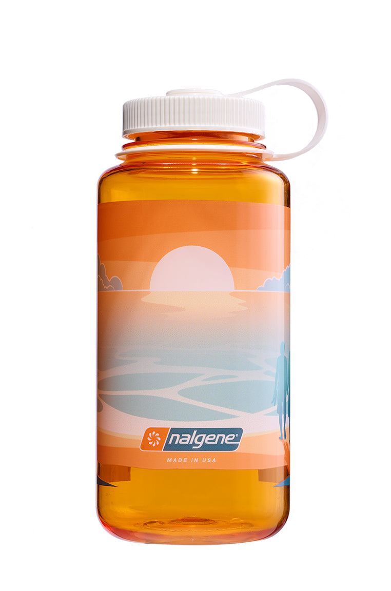 Nalgene product view: 32oz WM Negative Landscape S4 — 32oz WM Negative Landscape